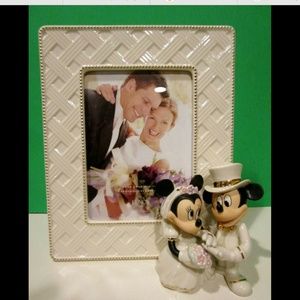 LIKE NEW - Lenox Minnie's Dream Wedding 5x7 Photo Frame